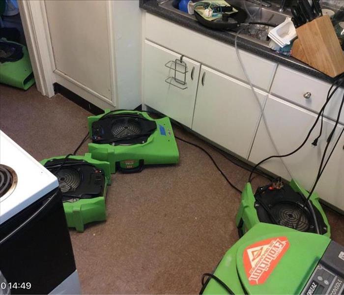 Air scrubbers in a kitchen